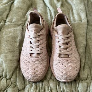 APL Women’s TechLoom Phantom